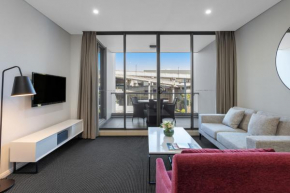 Meriton Suites North Ryde, Sydney